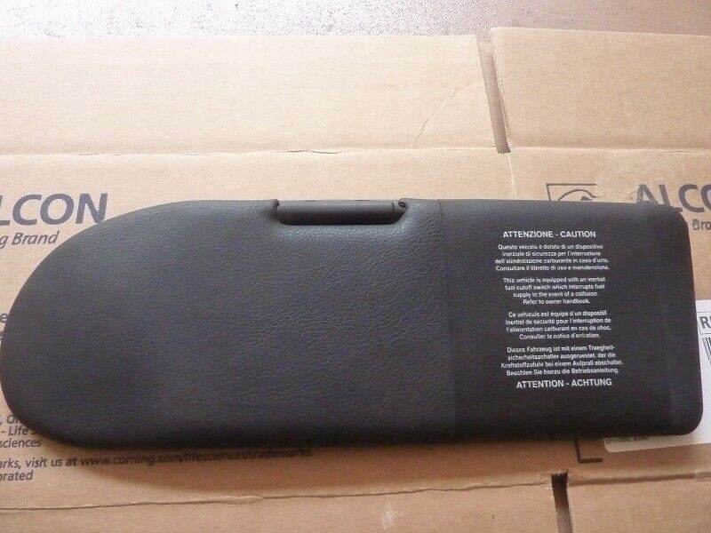 Clip Per Parasole Fiat Grande Punto (2 Pezzi) – Materiale ABS, Compatibile Con OEM 735478275, Sostituzione Semplice