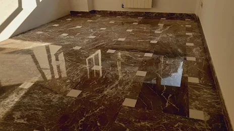 Lucidatura trattamento pavimenti marmo