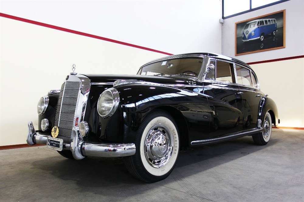 Mercedes TYP 300