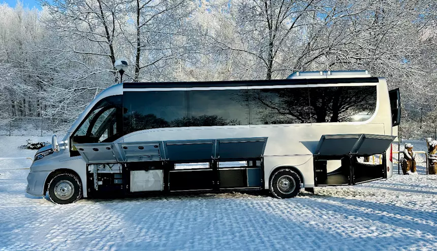 Foto 9Iveco Daily Cuby 70C Tourist Line 29+1+1 posti Km 0 Euro 6, cambio automatico