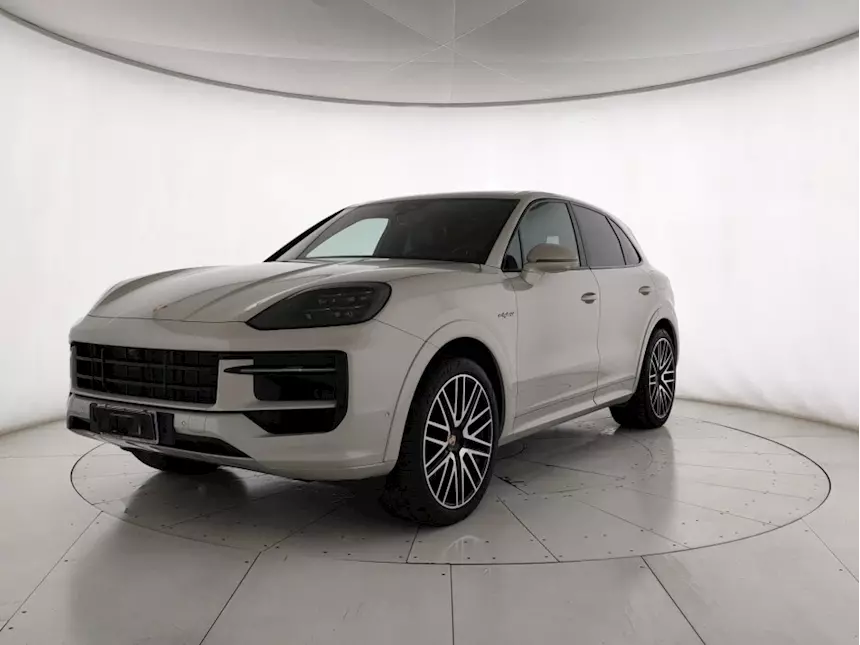 Porsche Cayenne 3.0 e - Hybrid Tiptronic Anno 2024 Km 30052, colore Beige - Foto 1
