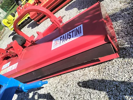 Trincia Faustini 200CE 640Kg.