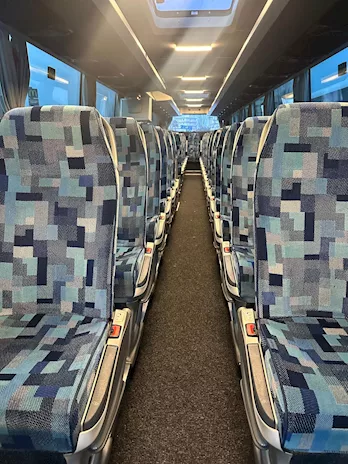 Pullman turistico Mercedes-Benz Tourismo 15 RHD