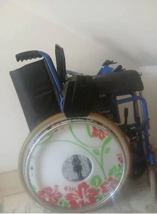 Sedia a rotelle usata
