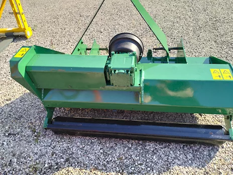 Trattorino Grillo 18 CV diesel - Anteprima 7