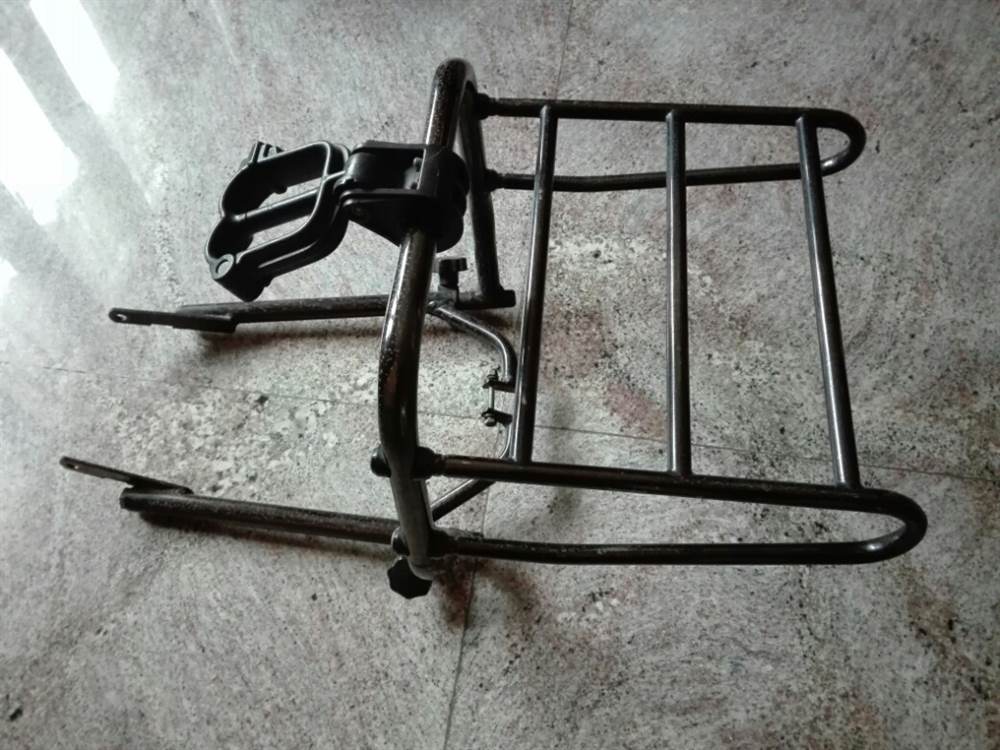 Portapacchi/portacaschi per moto