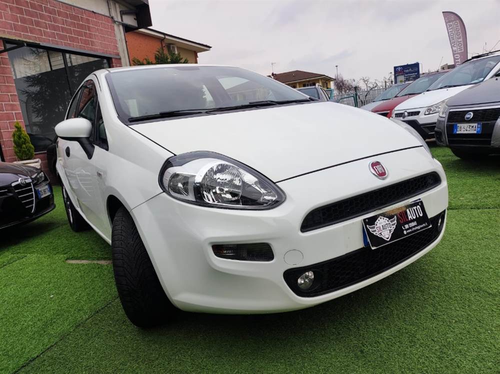 Bellissima Fiat Punto Street del 2015