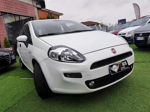 Bellissima Fiat Punto Street del 2015