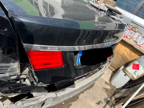 Cofano portellone posteriore BMW 730D anno 2010