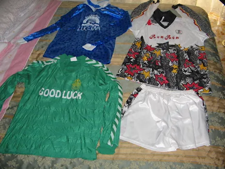 Maglie o completi da calcio e calcetto usate 1 volta