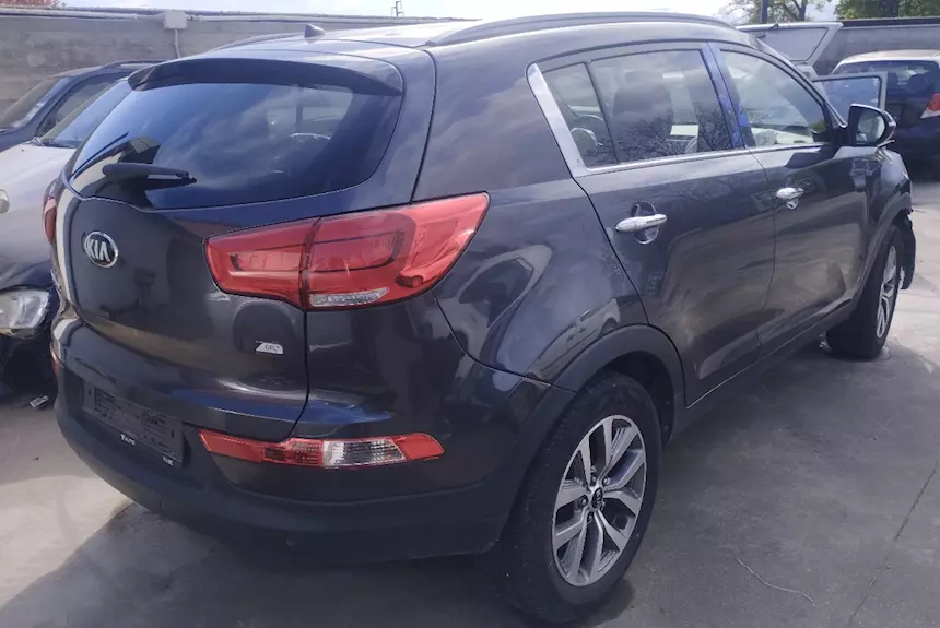 Pezzi Kia Spotage 1.6 GDI benz/GPL 2014 G4FD