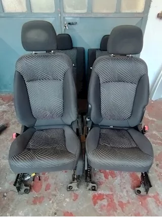 Sedili in stoffa Fiat Freemont 7 posti