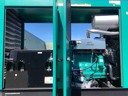 Gruppo elettrogeno Cummins 150 kW, modello C150D6D - Foto 2