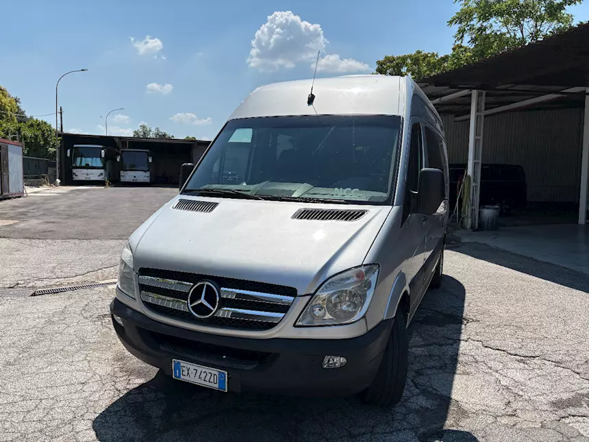 Sprinter Mercedes SITCAR 9 posti Anno 2014 Km 395000 Euro 5, colore grigio