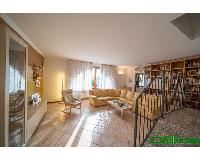 Foto 4 Villa su 3 Livelli 265MQ