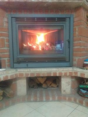 Inserto a Legna World Kamin 10 KW ventilato usato