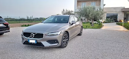 VOLVO V60 2.0 d4 R-design Kinetic 190CV Geartronic