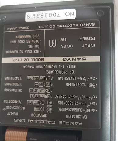 Calcolatrice scientifica vintage Sanyo Scientific 102 (model, modello CZ - Anteprima 2