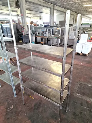 Scaffalatura inox per carne usata