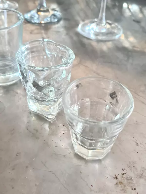 Bicchieri e calici per vino e liquori usati - Foto 4