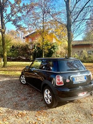 MINI ONE NERA