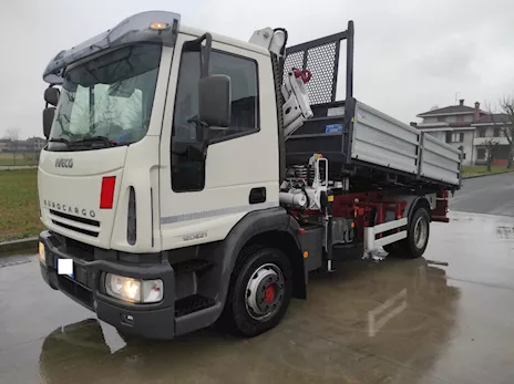 Iveco Eurocargo ML120E21 gru e rib.le 3 lati
