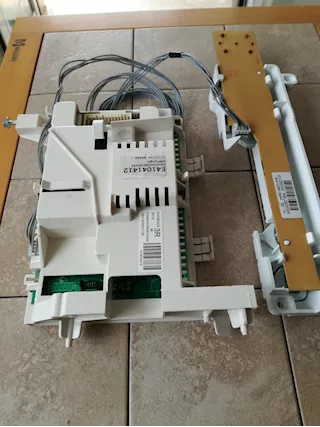 Schede elettroniche per lavatrice CANDY, modello GC, in buone condizioni - Foto 5