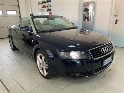 Audi A4 Cabriolet 2.5 V6 TDI cat
