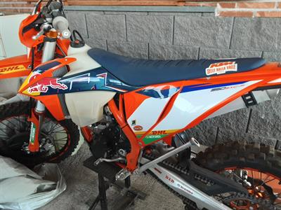 Moto KTM 350 Factory Edition 2022