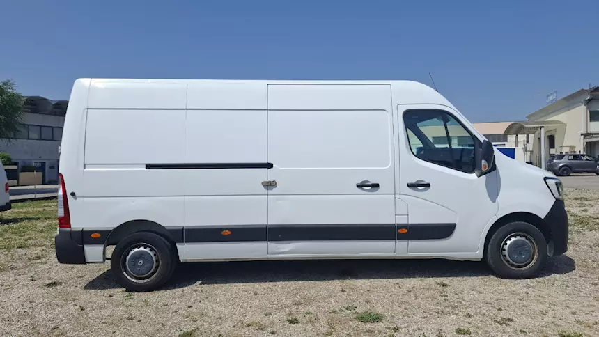 Foto 2Renault Master - Anno 2021 - Furgone Passo Lungo, cambio manuale