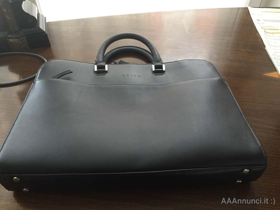 Foto 4Borsa Volvo Buisness Man, mai usata