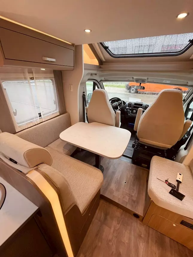 2023 Carado T 447 Pro 5 posti Km 9990 Diesel Manuale, colore telaio - Foto 3