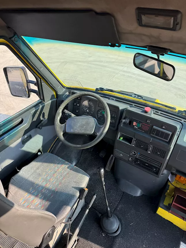 Foto 10Iveco Daily Scuolabus Anno 2002 Km 270000 Euro 2
