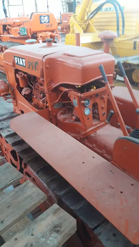 Foto 4Fiat 25C buone condizioni largo 120 cm - 25 cavalli