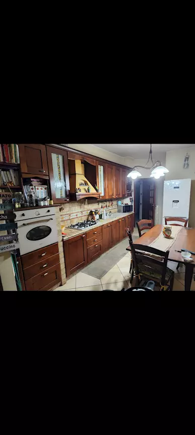 Cucina in finta muratura da cm. 460, completa di elettrodomestici