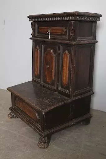 Antico inginocchiatoio Bergamasco XVIII inizio 700 noce
