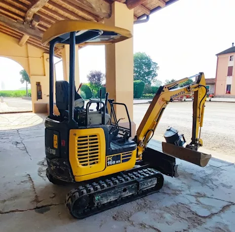 Miniescavatore compatto Komatsu serie PC 16 r HS