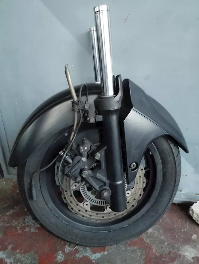 Forcella con ruota e parafango Kawasaki J300