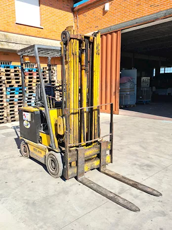 Muletto elettrico 4 ruote usato