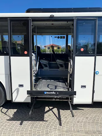 S 412 UL EURO VI Marca Setra, anno 07, cambio: automatico - Anteprima 9