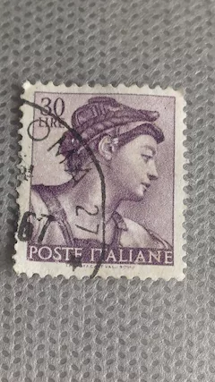 Francobollo 30 Lire Michelangiolesca 900,00 telefono 3384356