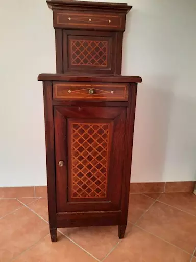 Comodino Liberty