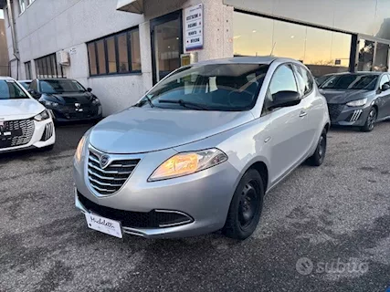 Ypsilon Rate a 228 Euro