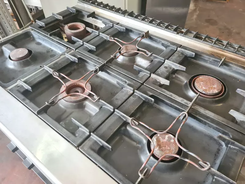 Cucina industriale a 6 fuochi inox usata, marca Zanussi mod - Foto 4