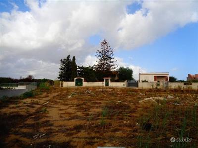 Triscina terreno edificabile 1770 mq