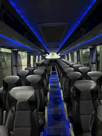 Volvo 9900 Anno 2020 Km 290000 Euro 6 - Anteprima 3