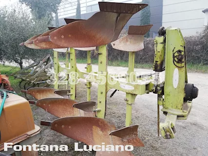 Aratro trivomere Piccioni per