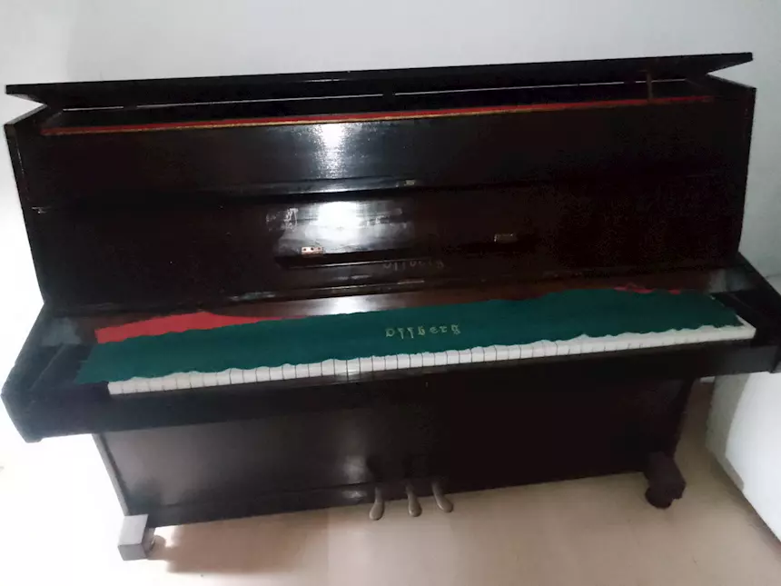 Pianoforte verticale Offberg