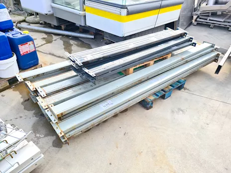 Correnti per scaffalature da 180 cm e 270 cm usati