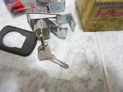 Serratura Cofano Motore Fiat 600 - Foto 4